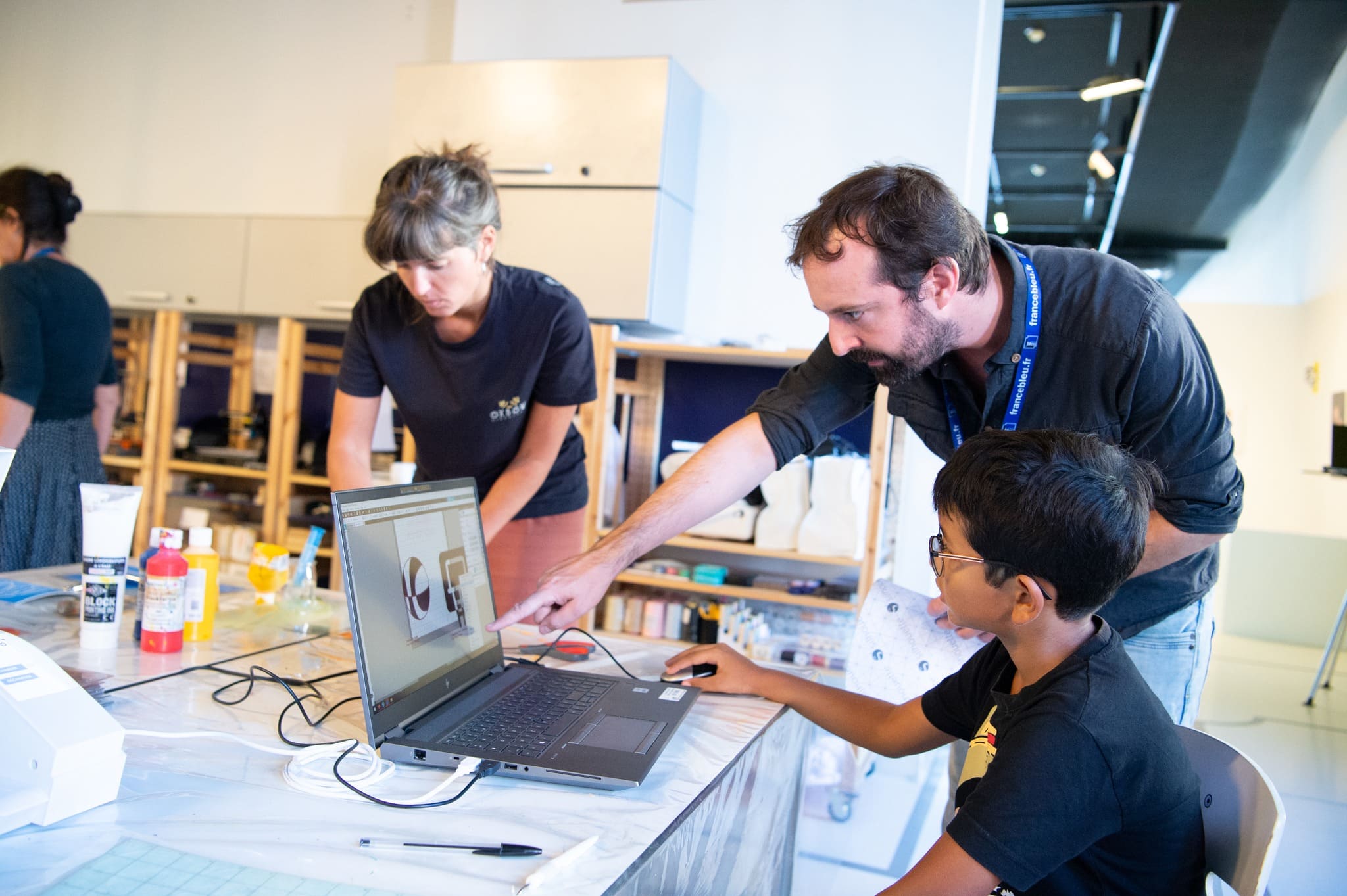 Atelier Pavillon ordinateur